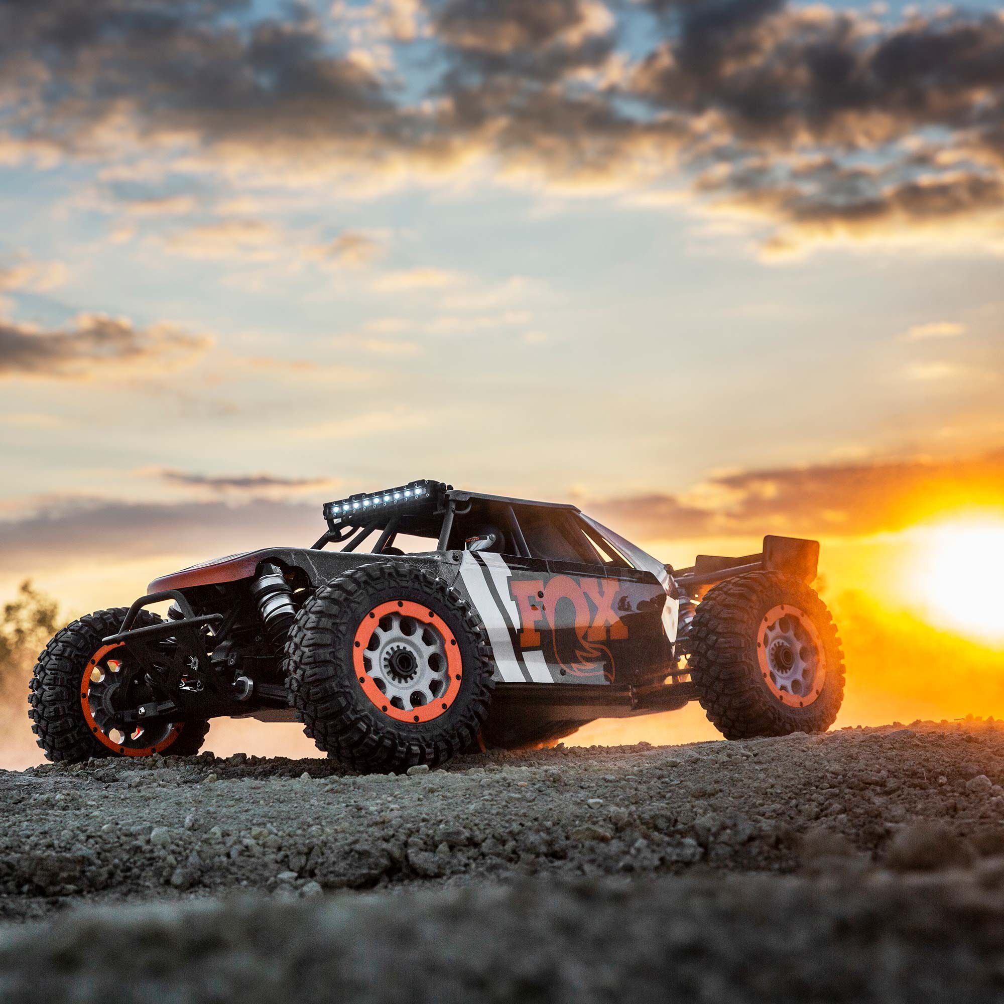 Losi 1/5 DBXL-E 2.0 V2 8S 4X4 RTR Brushless Desert Buggy | Losi